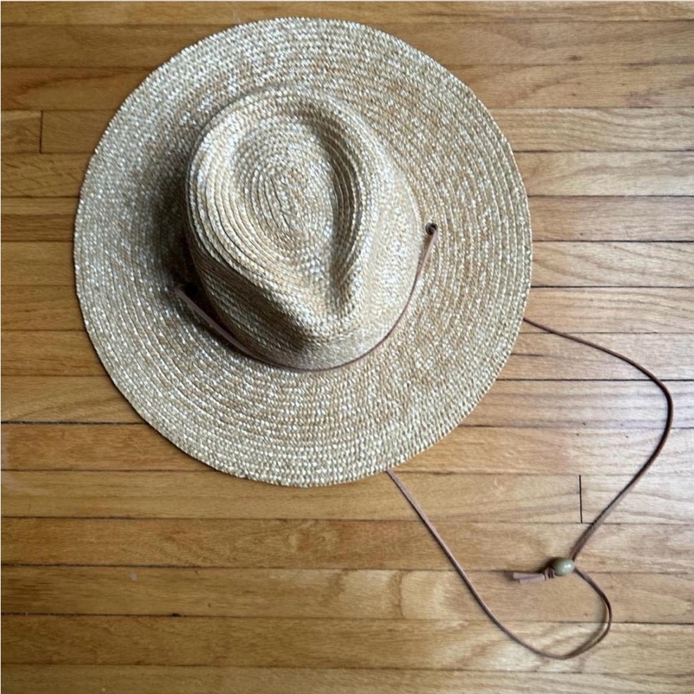 Stylish Straw Sun Hat with Chin Strap